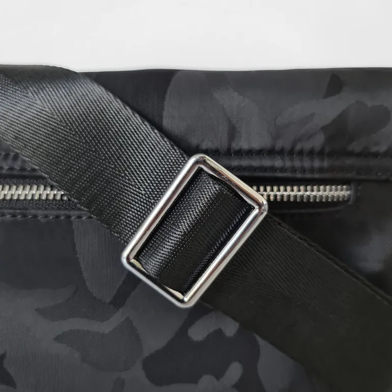 Sac besace Oxford camouflage avec garniture cuir safiano^Sac Bandoulière Cheap